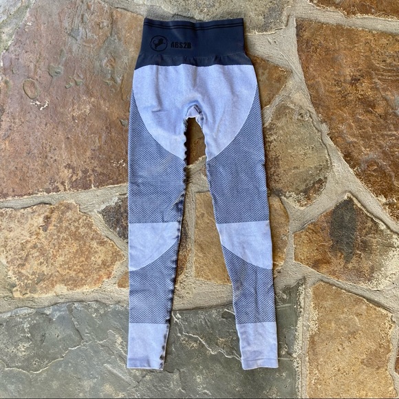 ABS2B. Size Small. - Picture 6 of 6